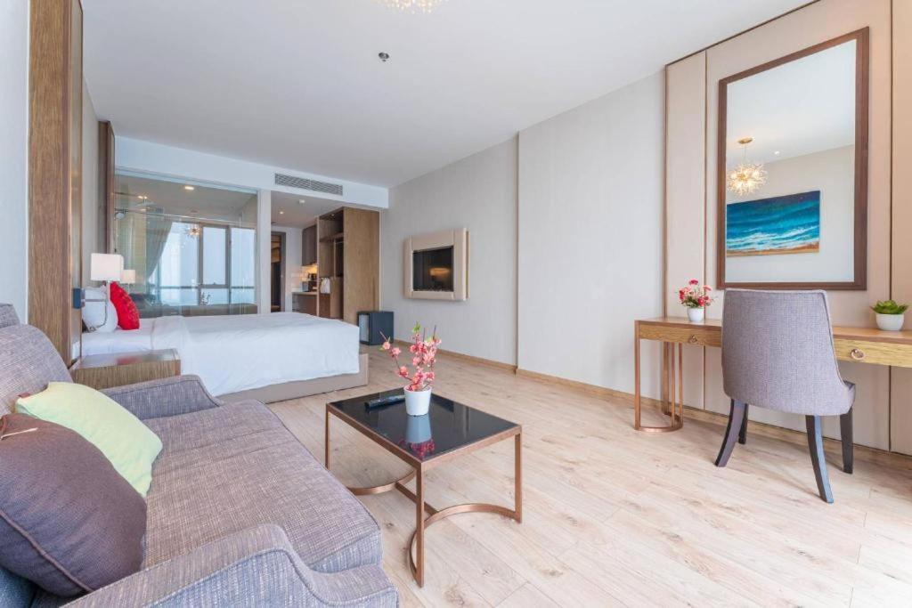 Moonlight Bay Panorama Condotel Ocean View Nha Trang Exterior photo