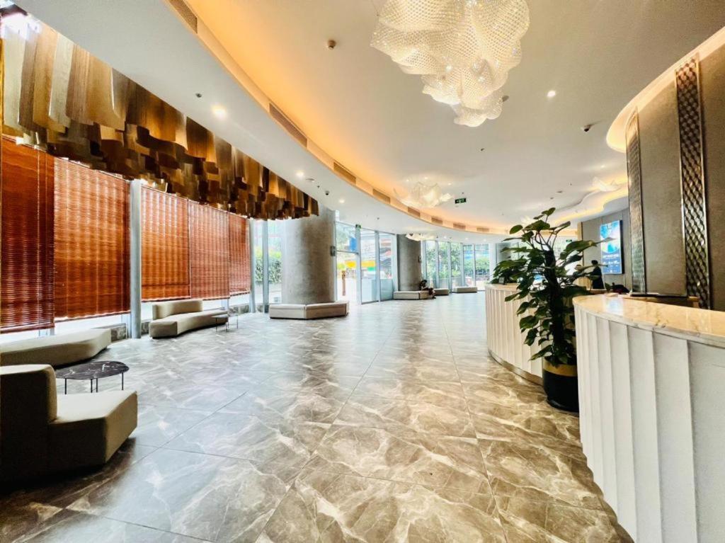 Moonlight Bay Panorama Condotel Ocean View Nha Trang Exterior photo