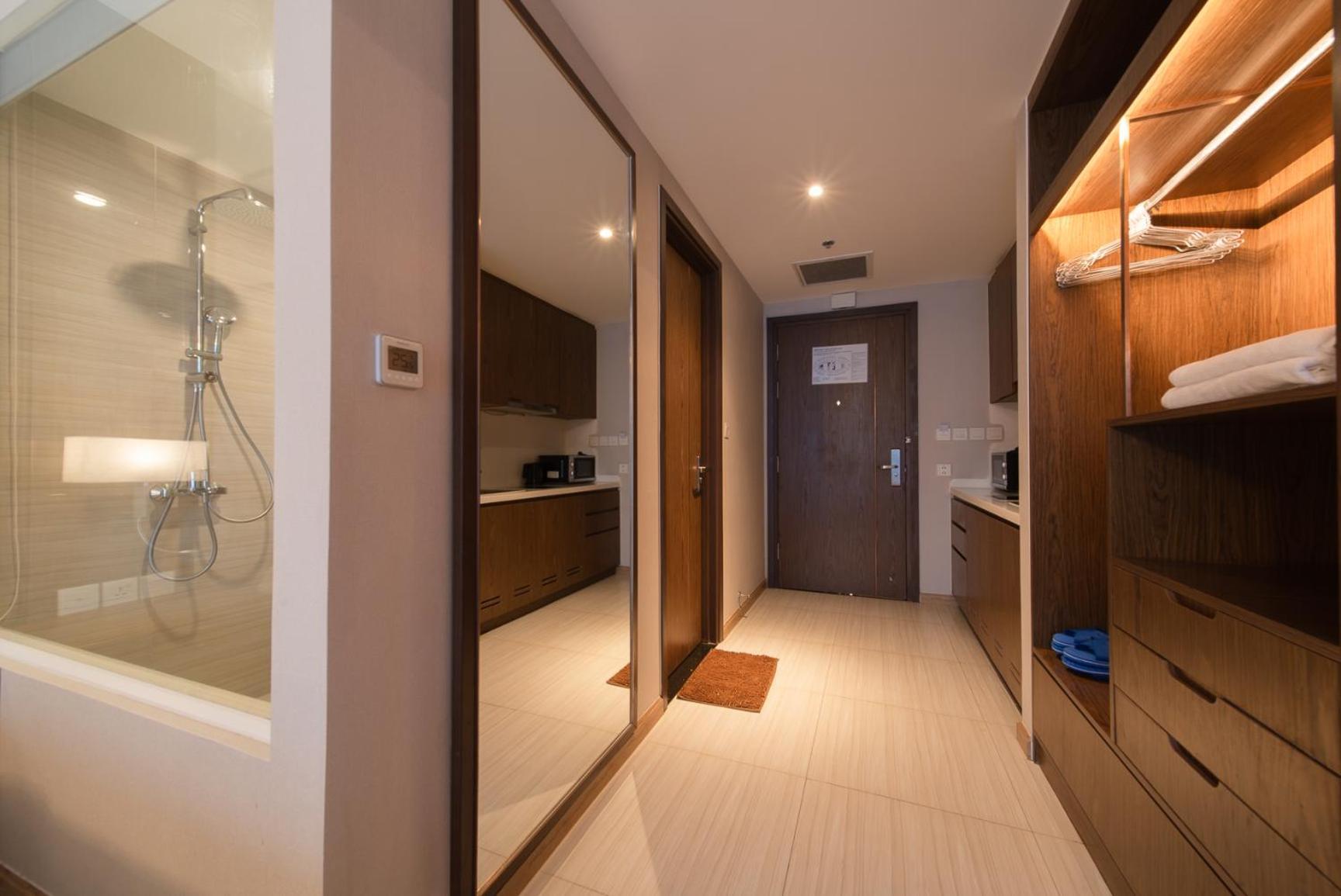 Moonlight Bay Panorama Condotel Ocean View Nha Trang Exterior photo